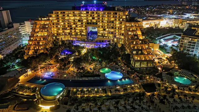 Live Aqua Cancún — adults-only all-inclusive beachfront resort in the Hotel Zone