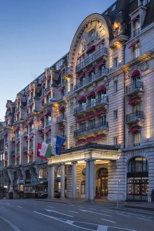 Lausanne Palace — grand facade above the lake, Cité