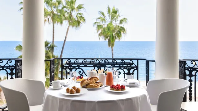Hotel Le Negresco — landmark Belle Époque palace hotel on the Promenade des Anglais, Nice