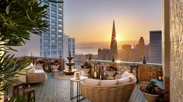 Fairmont San Francisco — grand Beaux-Arts landmark hotel atop Nob Hill with bay views, San Francisco
