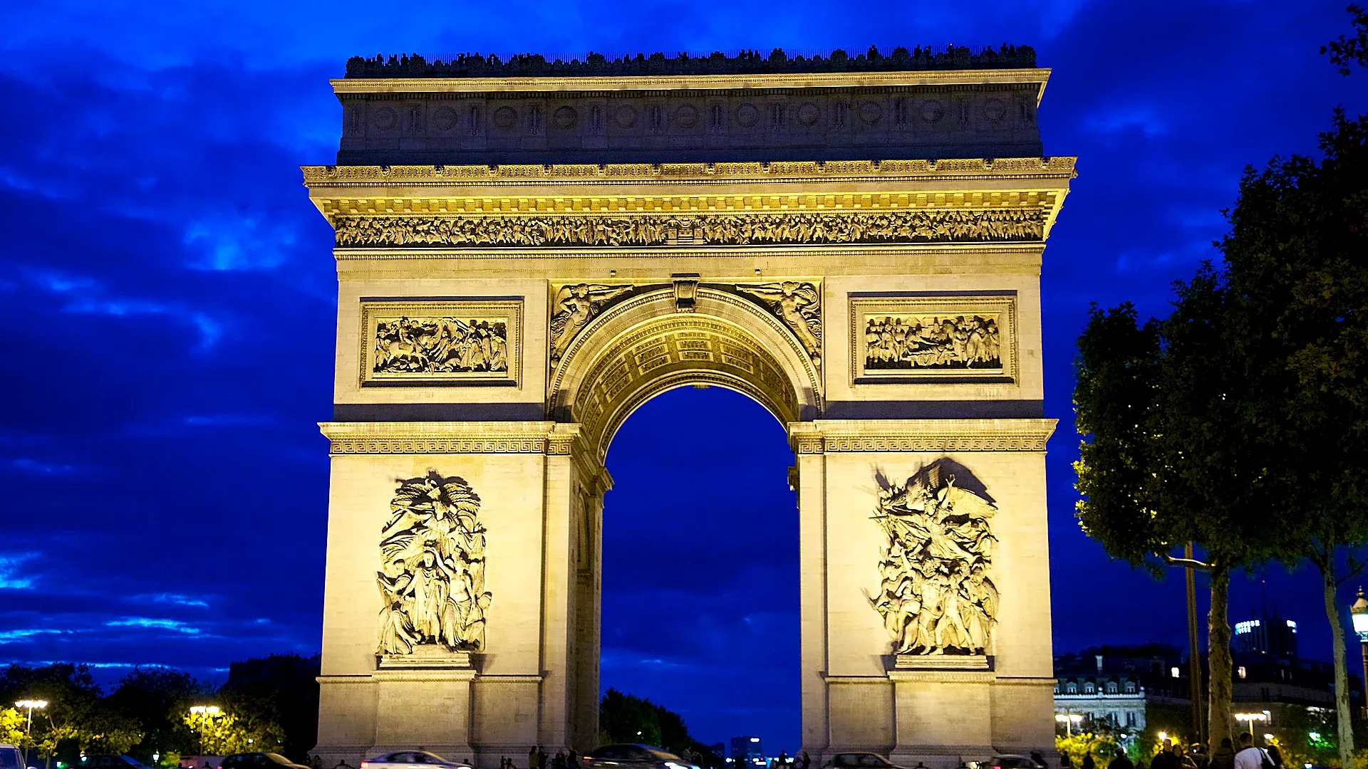 France stays hub