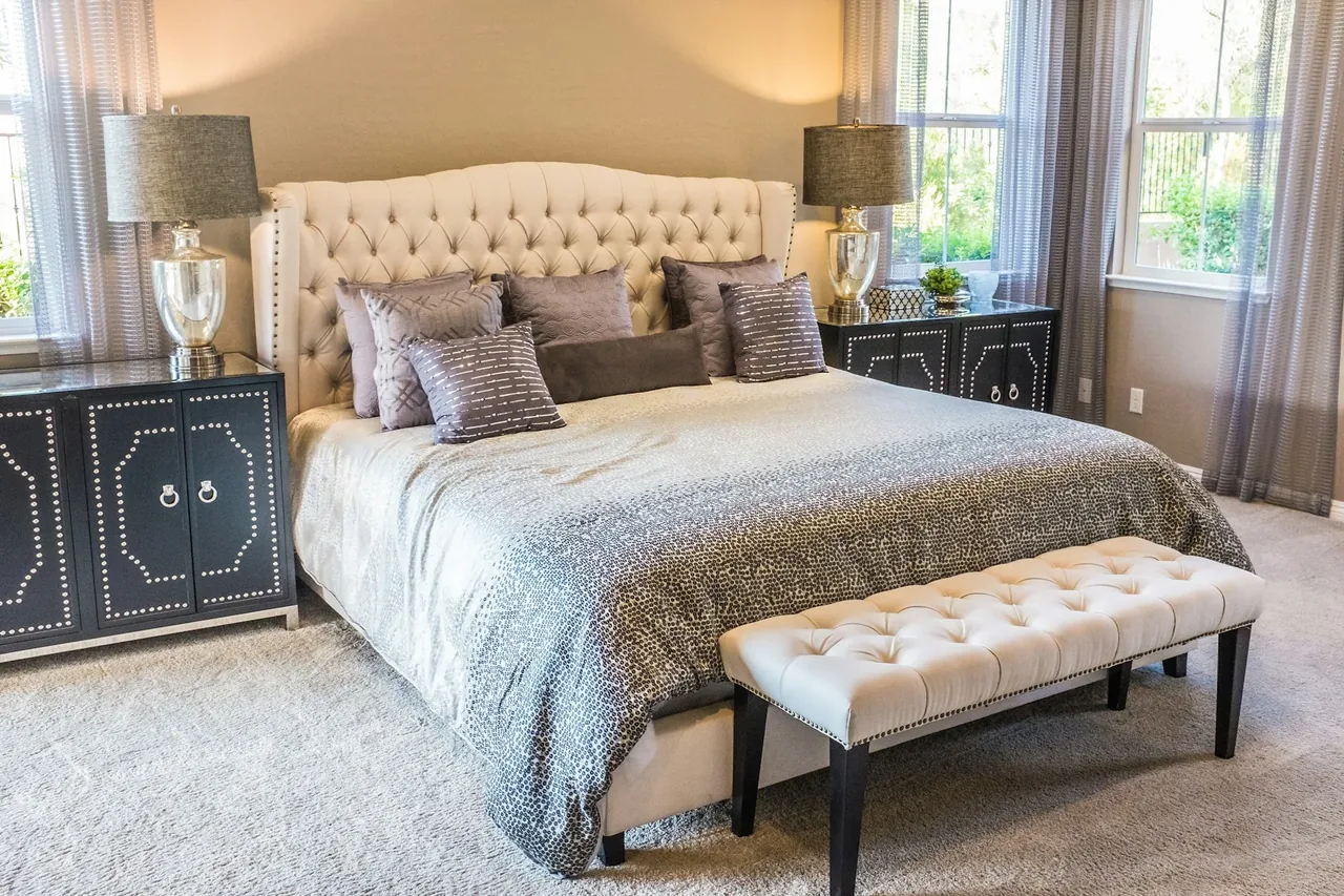 Hotel bedroom — city break stay planning